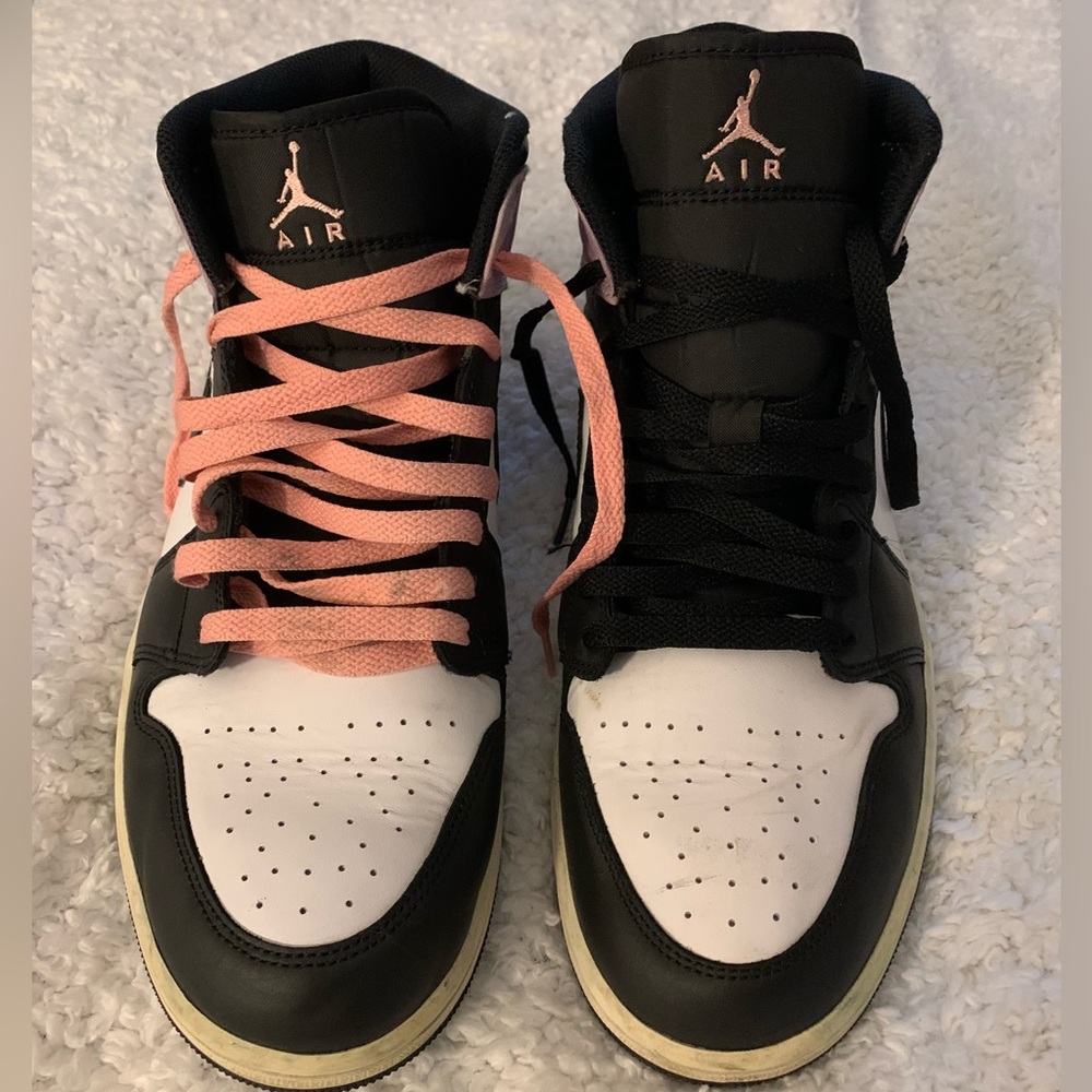 Nike (Air Jordan 1 Mid SE “Tie-Dye”)